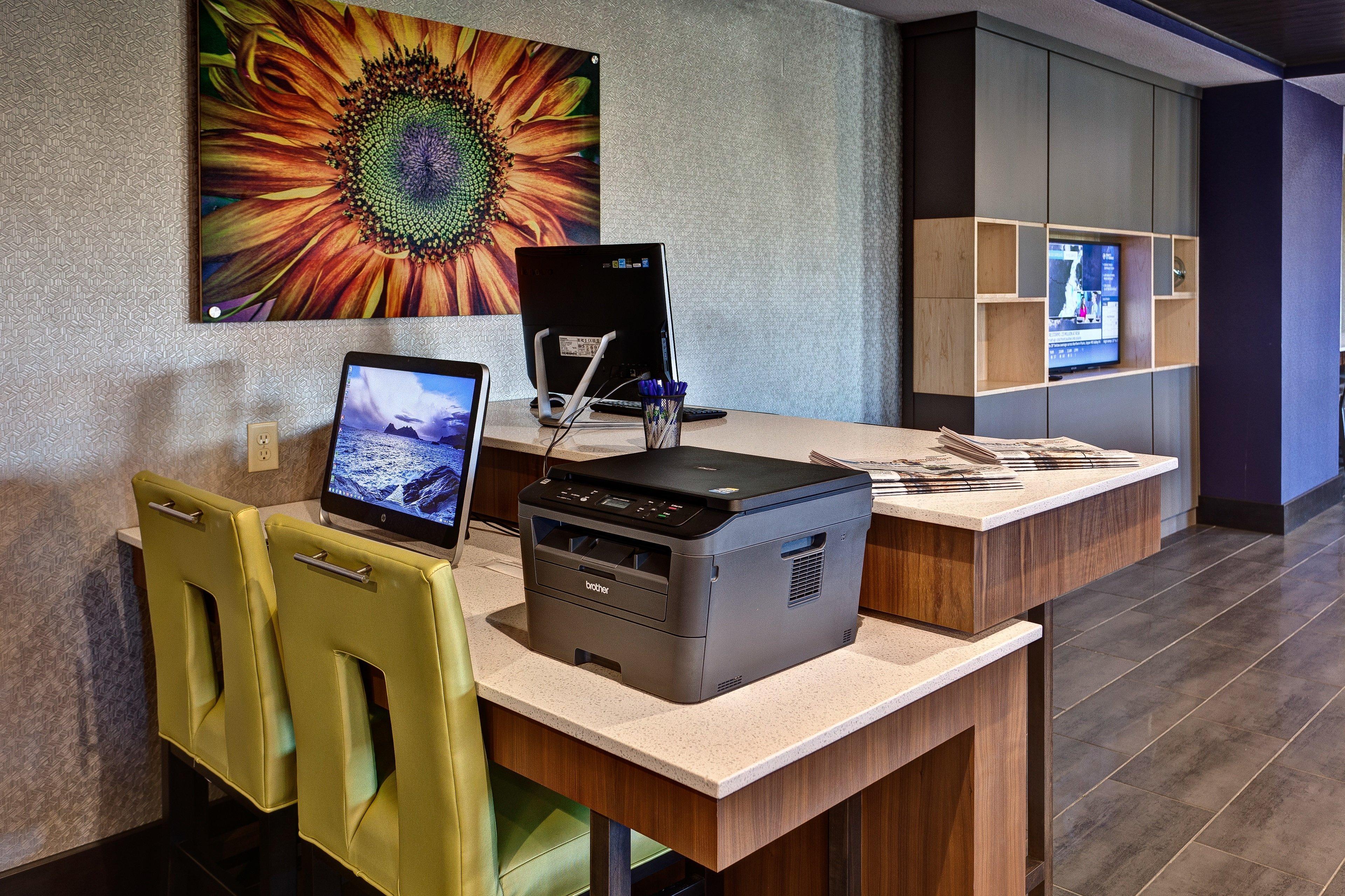 Holiday Inn Express Hutchison By Ihg Hutchinson Ngoại thất bức ảnh