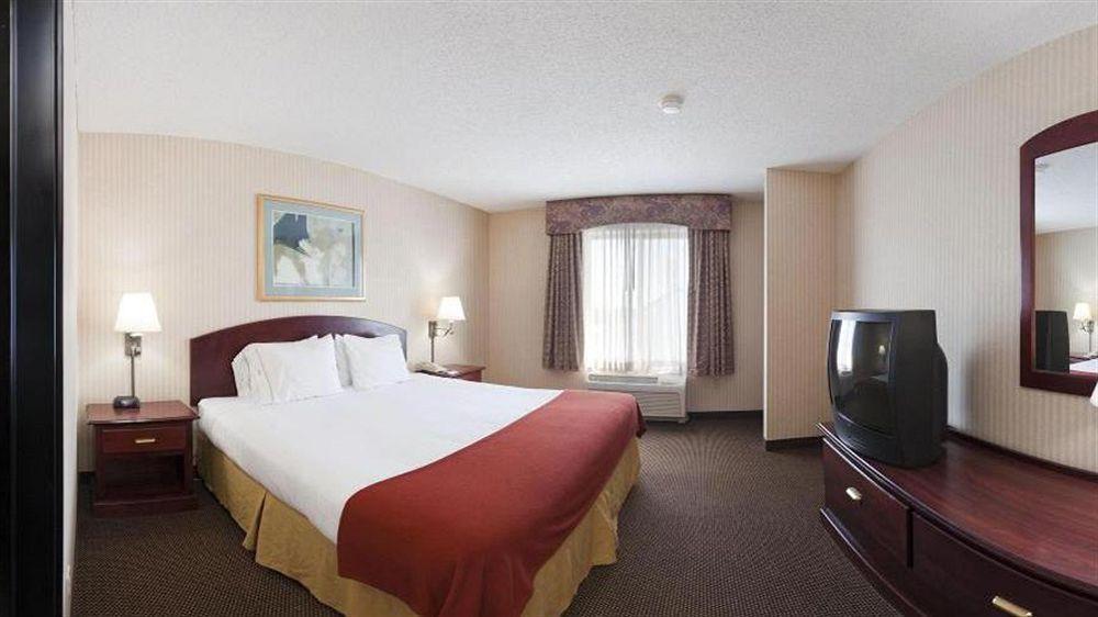 Holiday Inn Express Hutchison By Ihg Hutchinson Ngoại thất bức ảnh
